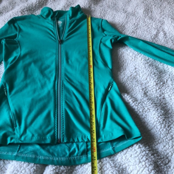Roots zip up gorgeous green zip side pocket and 1 zip back pocket Sz S - Picture 6 of 6